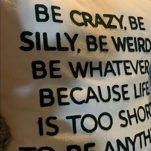 Meet your Posher, Raquel